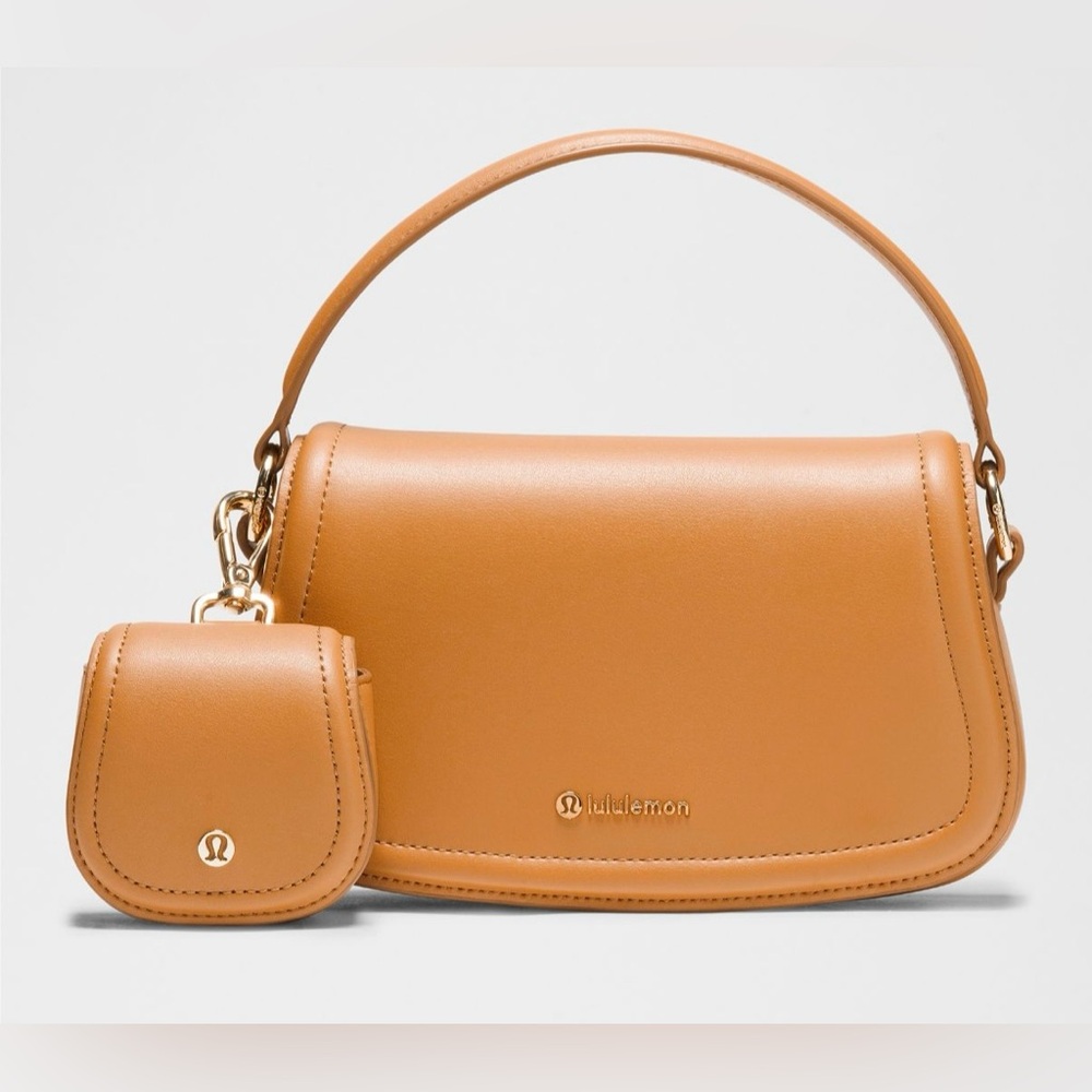 lululemon athletica Tan Bag Set